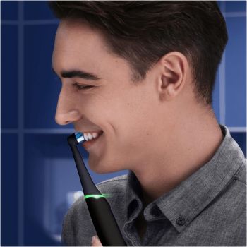 oral b io series 6